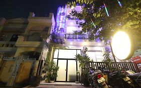 Super Townhouse Kachnar House Vikas Nagar
